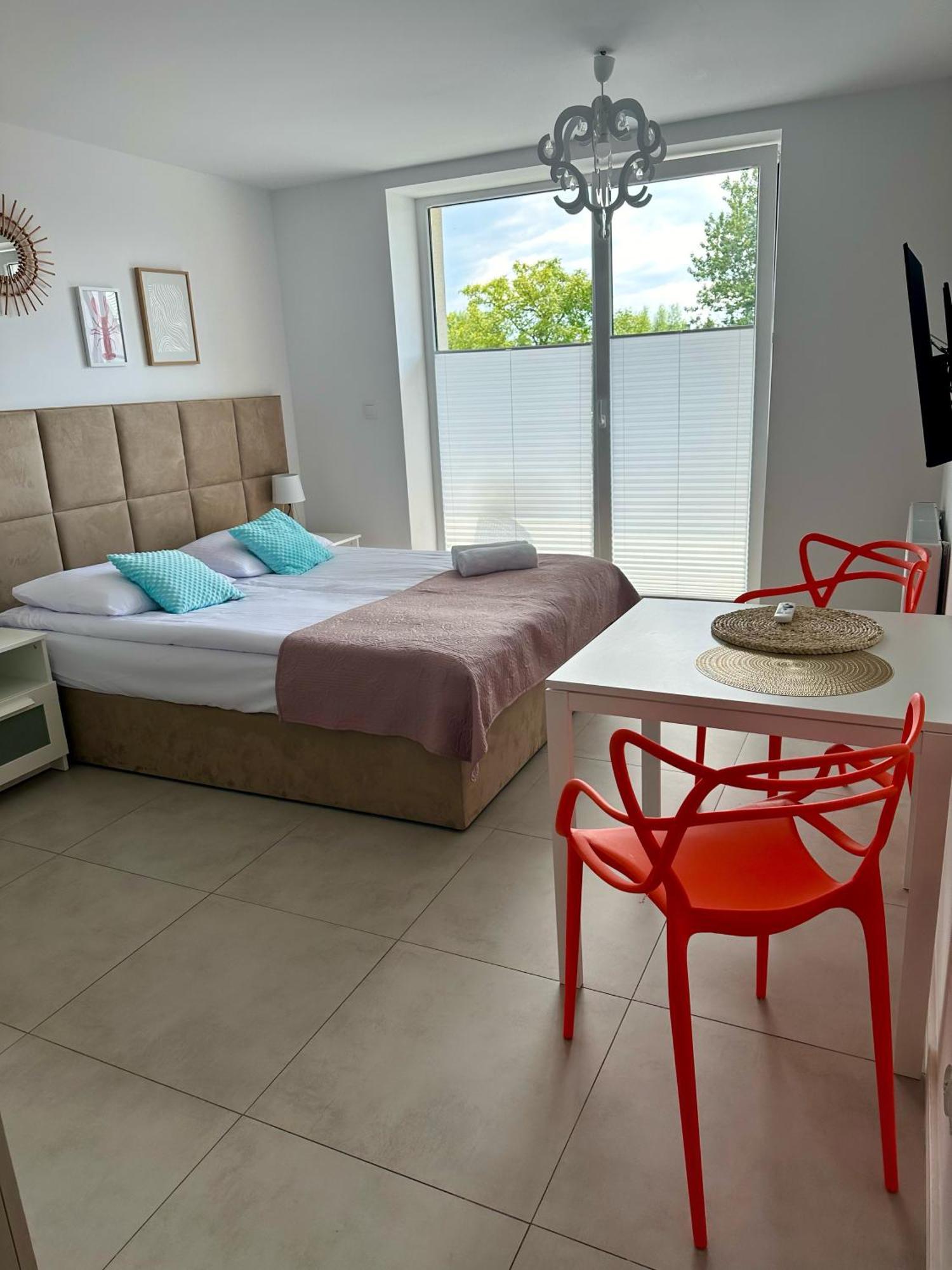 Apartamenty Sunny Stay ยาสตาร์เนีย ภายนอก รูปภาพ